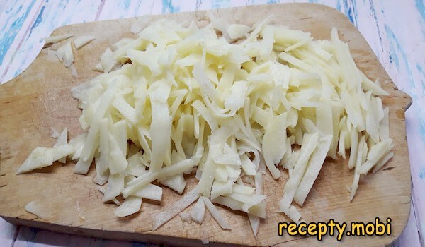 нарезанный картофель - фото шаг 9