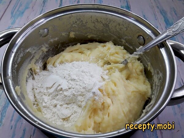 приготовление котлет из картофельного пюре с сыром - фото шаг 6