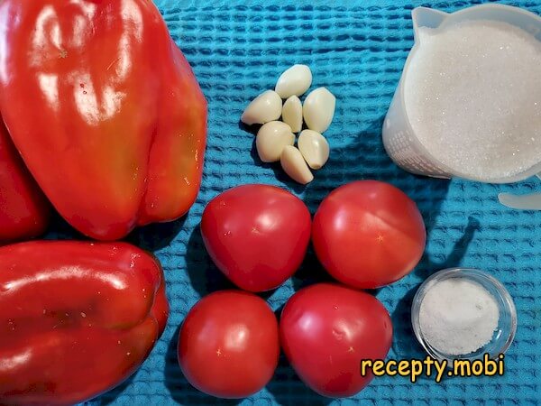 ингредиенты для приготовления лечо из болгарского перца с помидорами - фото шаг 1