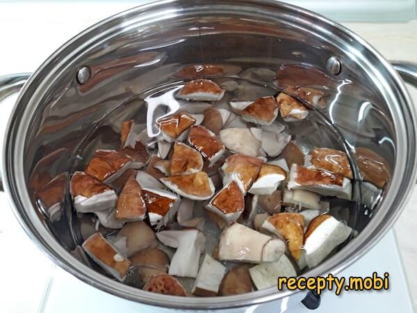 приготовление супа из свежих белых грибов с картошкой - фото шаг 3