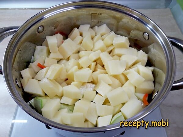 приготовление супа-пюре из кабачков и картофеля - фото шаг 10
