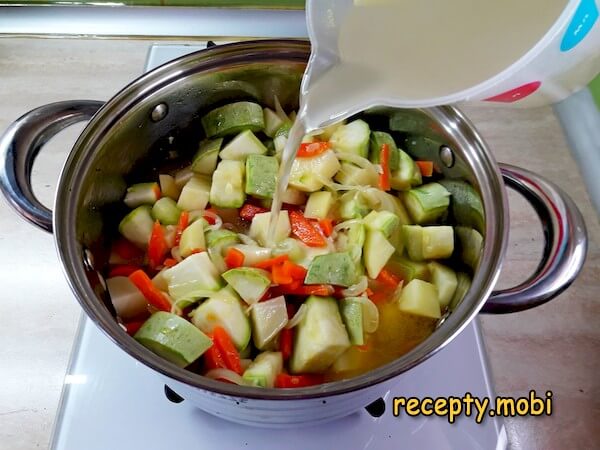 приготовление супа-пюре из кабачков и картофеля - фото шаг 13