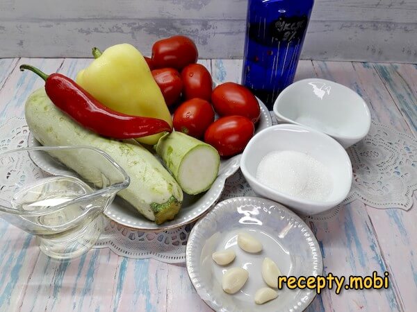 ингредиенты для приготовления тещиного языка из кабачков на зиму - фото шаг 1
