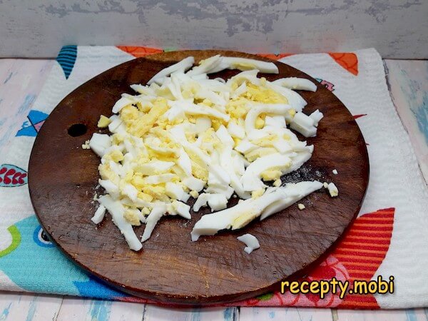 chopped boiled eggs - photo step 7