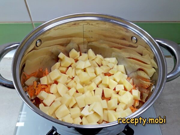 приготовление супа с фрикадельками из индейки - фото шаг 14