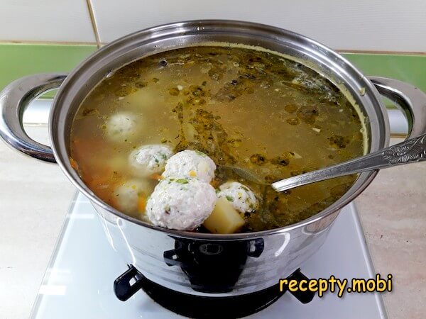 приготовление супа с фрикадельками из индейки - фото шаг 18