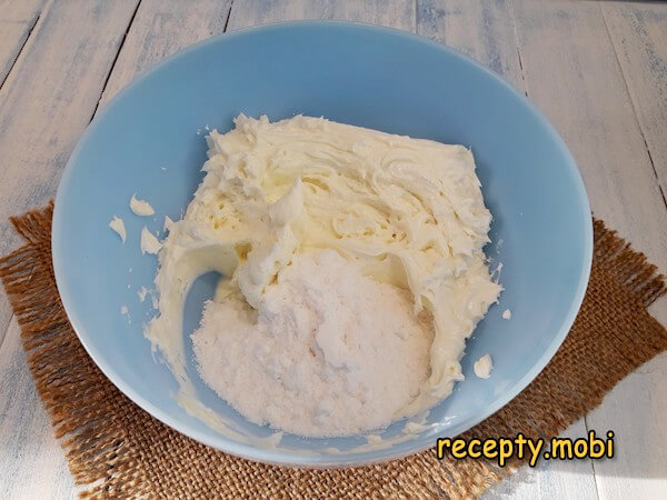 приготовление крем чиза для торта на сливках - фото шаг 2