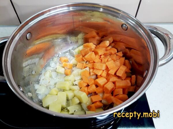 приготовление постного супа из красной чечевицы - фото шаг 8