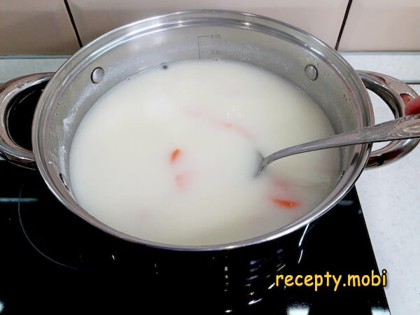 приготовление сырного супа с курицей и грибами - фото шаг 16