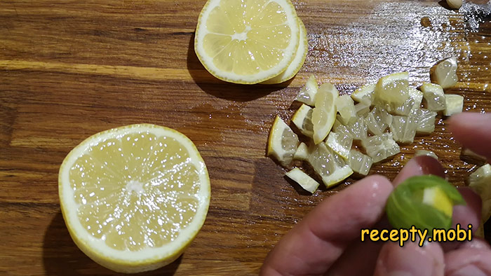 крыжовник с кусочками лимона - фото шаг 4 