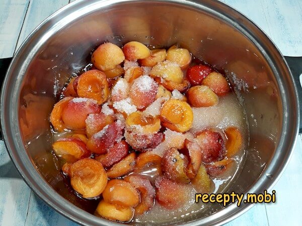 приготовления варенья из абрикосов с ядрышками - фото шаг 6