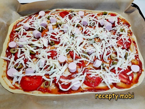 приготовление пиццы из дрожжевого теста - фото шаг 15