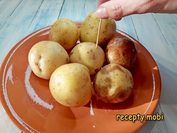приготовление картофеля в мундире - фото шаг 3