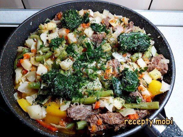 приготовления тушеной говядины с овощами - фото шаг 20