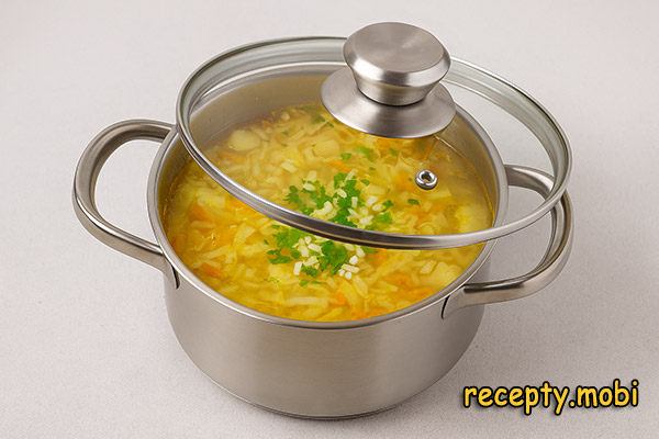Щи с капустой и клёцками