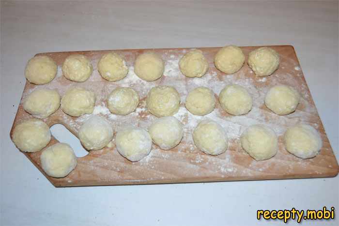 making curd balls