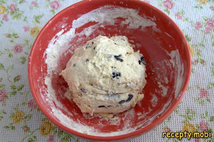 dough with basil