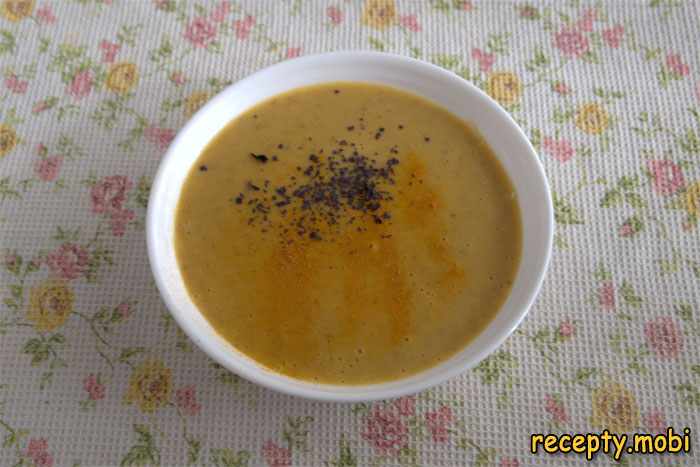Каталонский крем-суп из бобов и картофеля