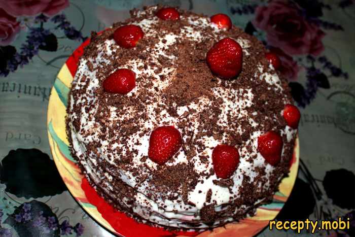 Шварцвальдский вишневый торт или торт «Чёрный лес» с вишней