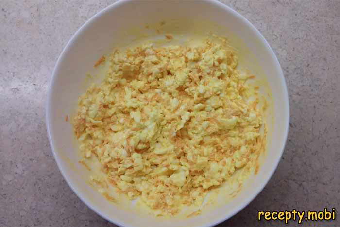 Намазка из яиц и плавленого сыра