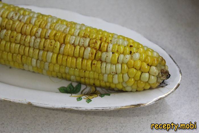 Кукуруза с копченой паприкой в духовке