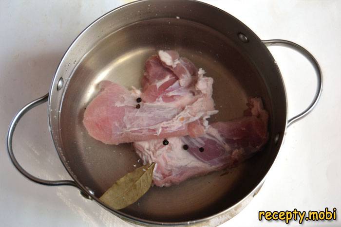 sup so svinymi rebryshkami i pyshnymi kletskami 3