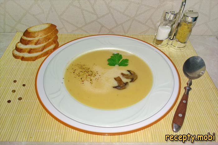 Грибной суп-пюре из шампиньонов