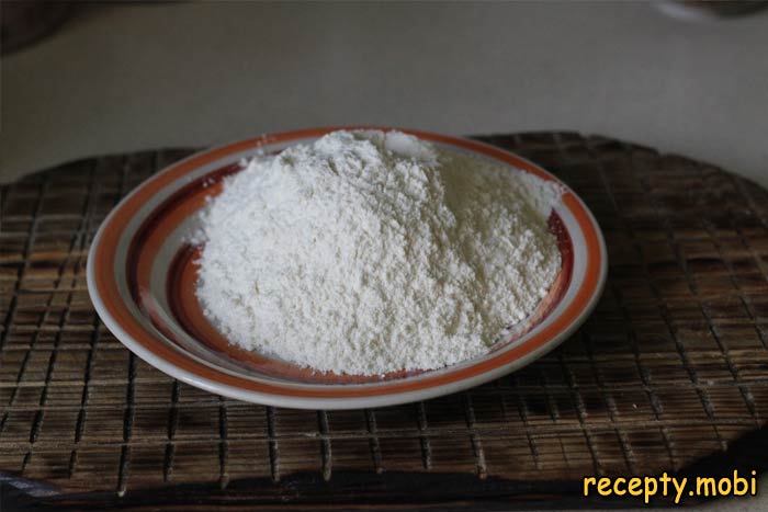 flour and salt - photo step 2