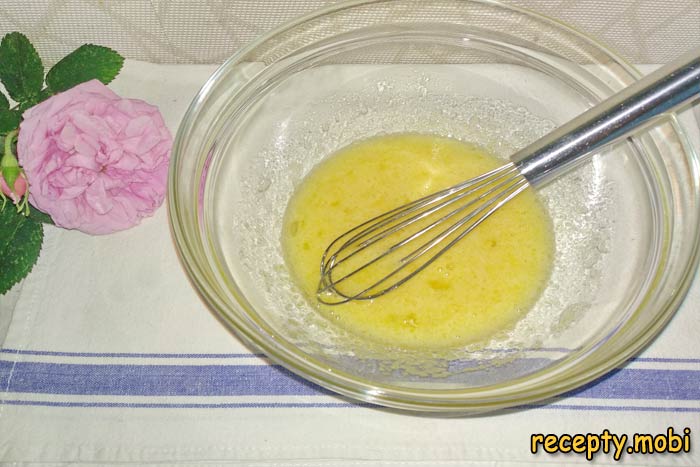 cooking lush pancakes on kefir - photo step 5