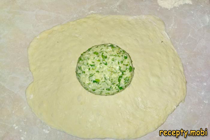 приготовление осетинский пирог с сыром и картофелем - фото шаг 14