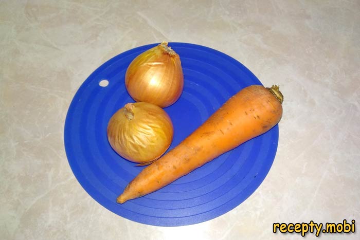 морковь и лук - фото шаг 4