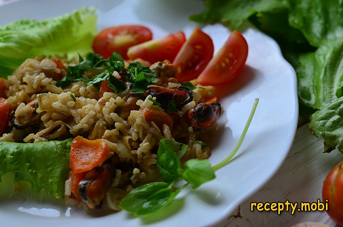 Бурый рис с мидиями - пошаговый рецепт и приготовление