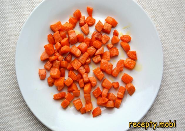 жареная морковь кубиками - фото шаг 5