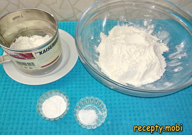 sift flour - photo step 2