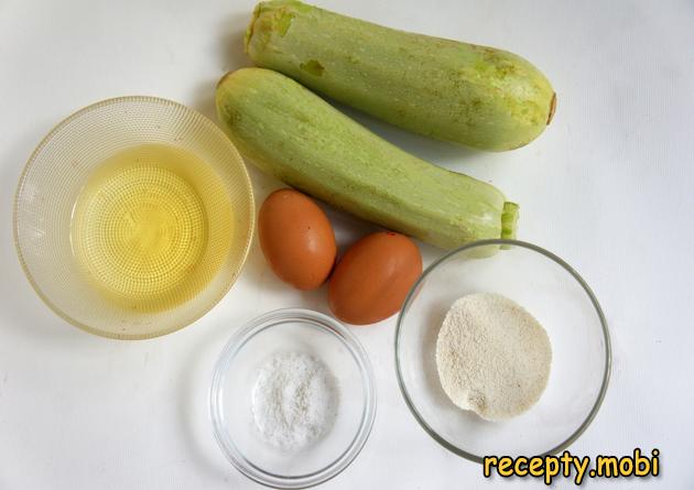 ингредиенты для приготовления оладий с манкой - фото шаг 1