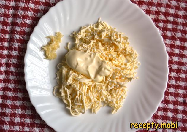 melted cheese with mayonnaise - photo step 8