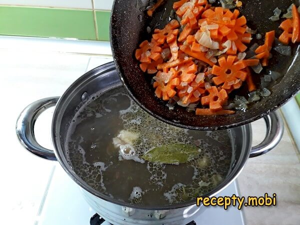 приготовление супа из зеленой чечевицы с курицей - фото шаг 18