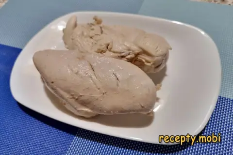 How to Boil Chicken Fillet in a Pot
