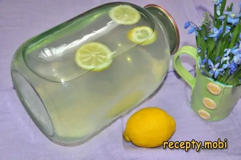 Birch Juice with Lemon