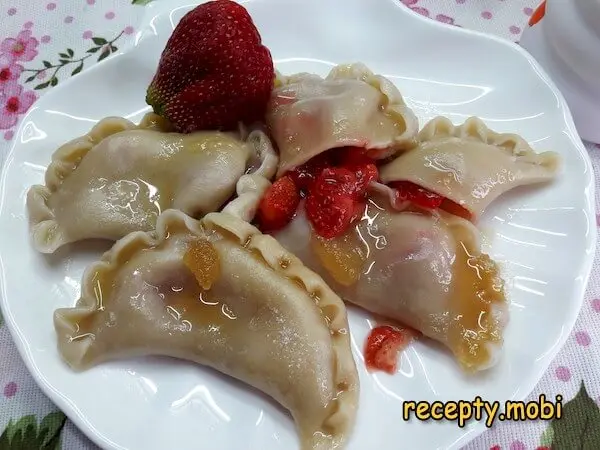 Dumplings with Frozen Strawberries