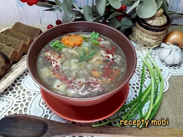 Green Lentil Soup with Chicken