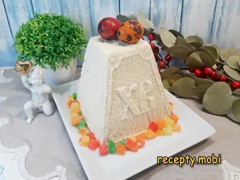 Cottage Cheese Easter with Condensed Milk