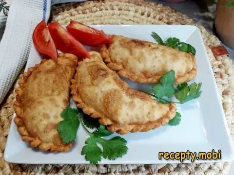 Khushuur (khushur)