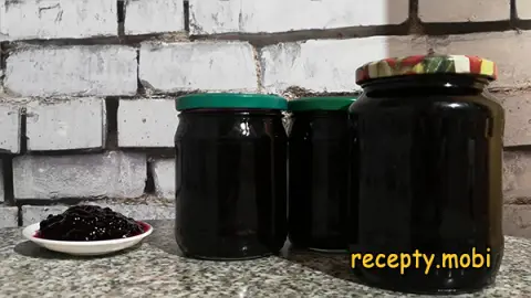 Blueberry Jam for Winter