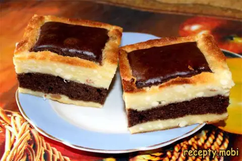 Chocolate-Cottage Cheese Pie 'Pillows'
