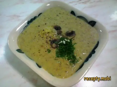Mushroom Cream Soup Puree with Champignons