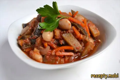 Салат из баклажанов и фасоли на зиму – пошаговый рецепт в домашних условиях