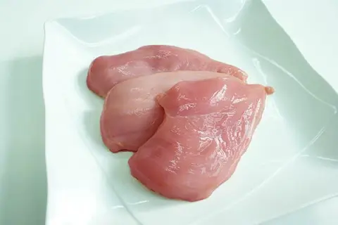 How to Boil Chicken Breast in a Multicooker, Steamer, and Microwave