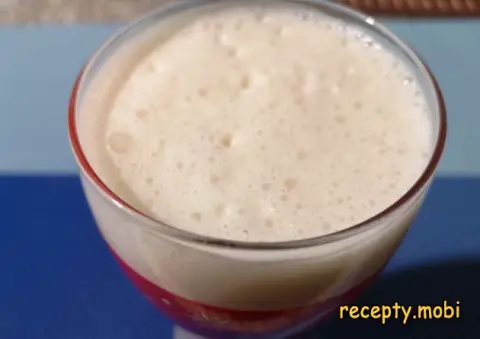 Молочный коктейль с бананом и мороженым – пошаговый рецепт в домашних условиях