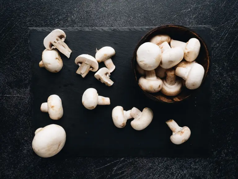 How long to cook mushrooms: times for champignons, wild, dried and frozen